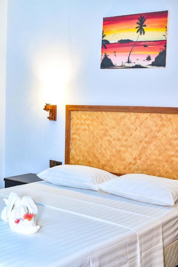 Suvaasa Inn Omadhoo Dış mekan fotoğraf